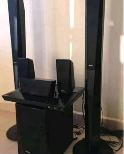 SONY HOME THEATRE (DAV DZ650)