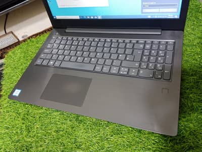 Intel core i5 8th generation RAM 8gb ddr4 SSD card m2 nvim 256gb UHD