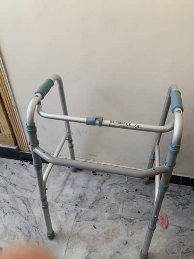 Folding walker