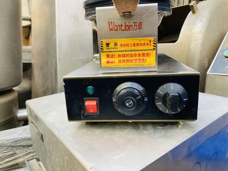 Waffle Machine 4