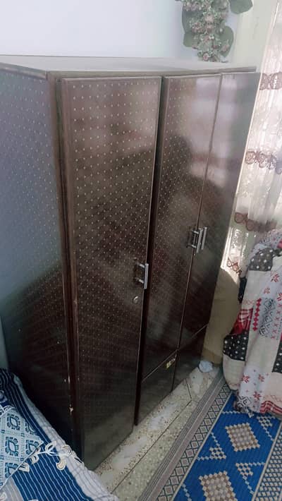 wardrobes for urgent sale 1 big size 1 small size