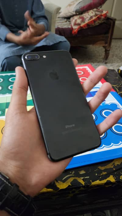 Iphone 7plus pta 128gb argent sale 03114434722