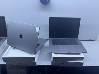 MacBook Pro 16" M1 Pro Ram 16 32 SSD 512 or 1TB Excellent Condition