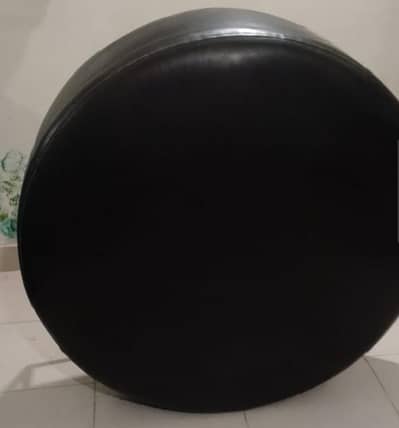 Round strong couch 3 seter for sell