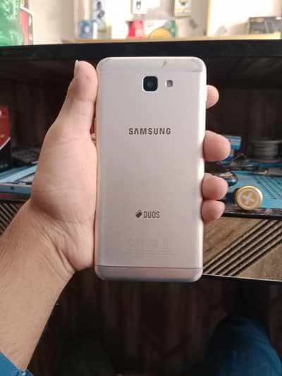 Samsung Galaxy j5