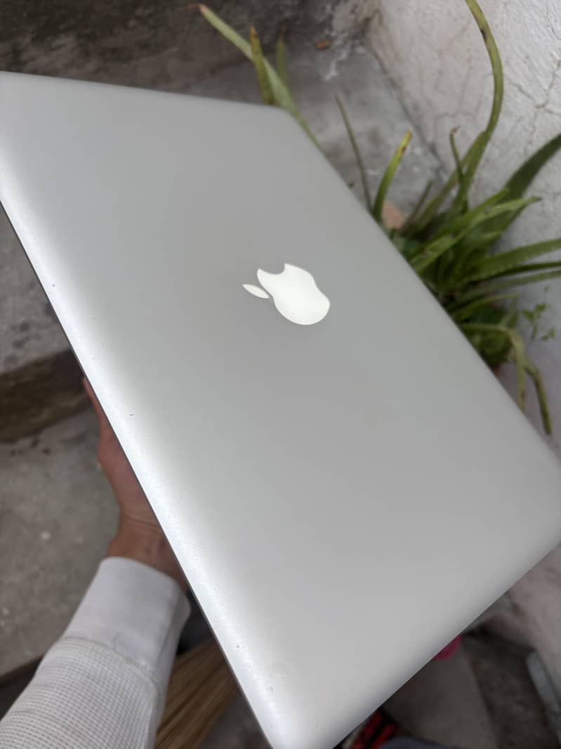 macbook pro 2012 1