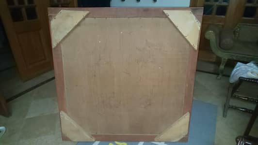 Carrom board