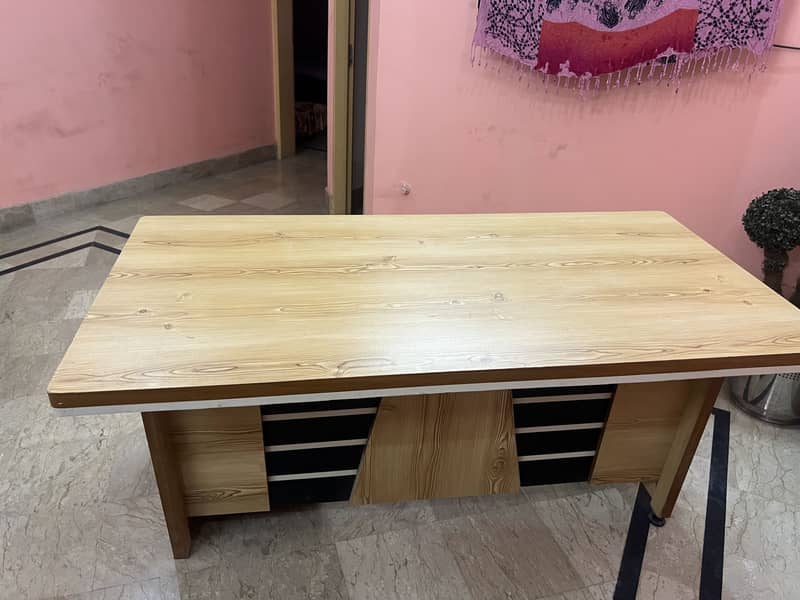 Office Table 7