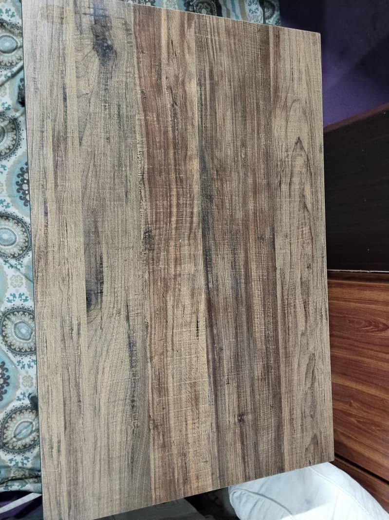 restaurant dining table 3