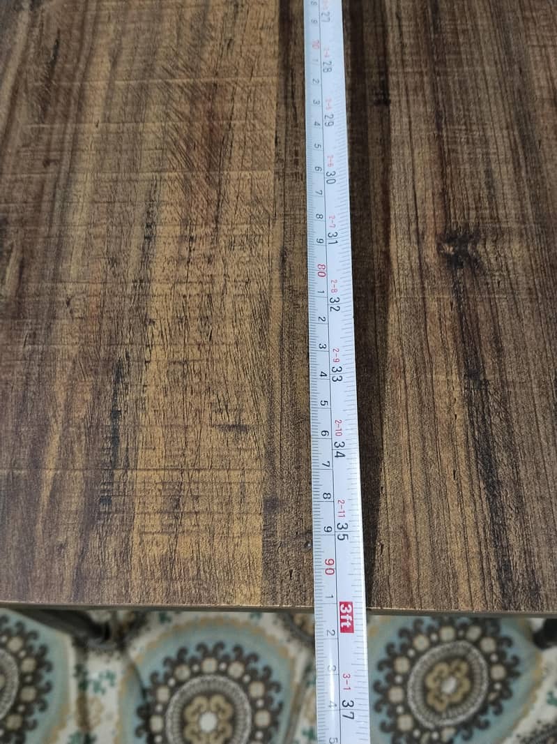 restaurant dining table 4