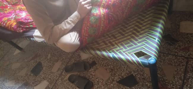 Cot. 3چارپائی