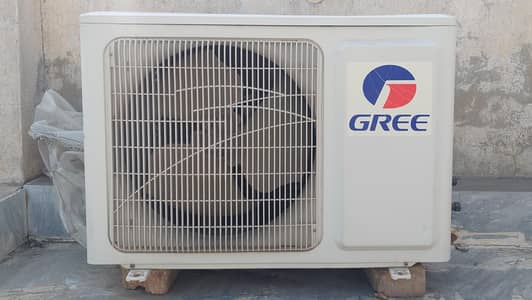 Gree 1ton split AC