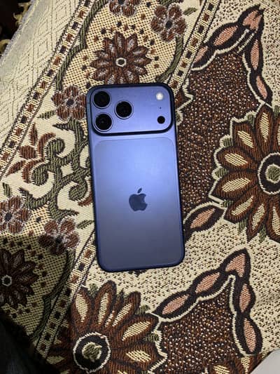 Iphone 17 pro max , 256gb , non-pta , 10/10 condition , complete box