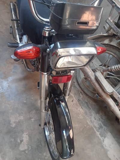 untied sild injan all ok good condition urjent sell