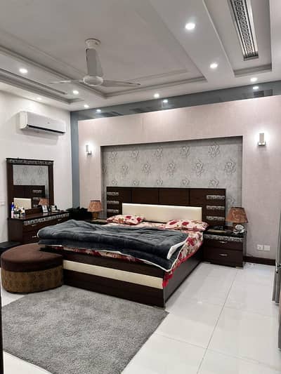 12 Marla Slightly Use Bungalow In Phase 5 Near Park