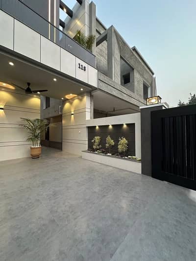 Prime 10 Marla Villa For Rent In DHA Phase 3 Block XX Near Packages
