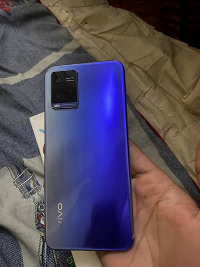 Vivo y21 complete box