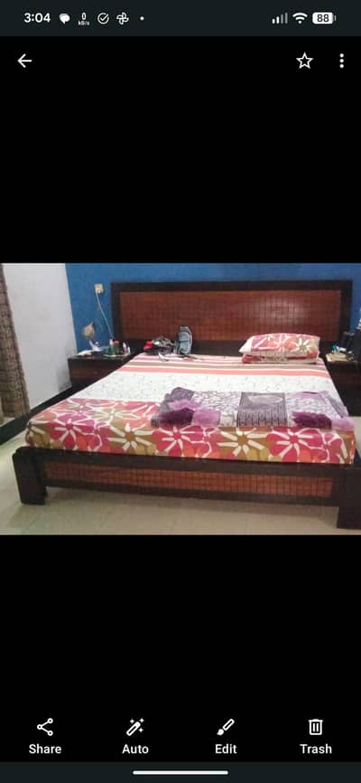 Complete bed set with side tables, spring mattress and Dressing