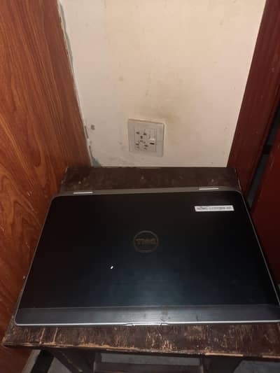 Dell company laptop for sale  core i5 3rd generation