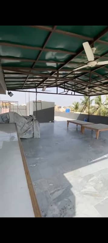 240 SQ/YARD 2ND FLOOR WITH ROOFPORTION FOR SALE IN GULSHAN E IQBAL BLOCK 1