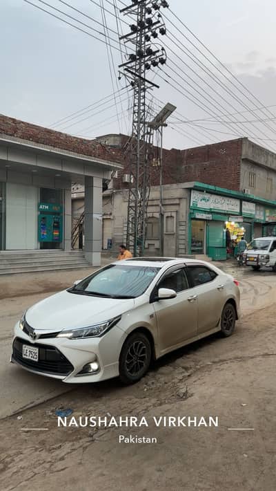 Toyota corolla GRANDE 1.8 2017