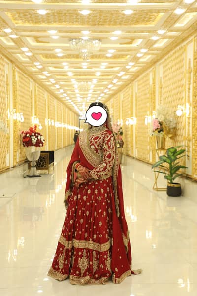 Deep Red Bridal Dress for Sale – Excellent Condition