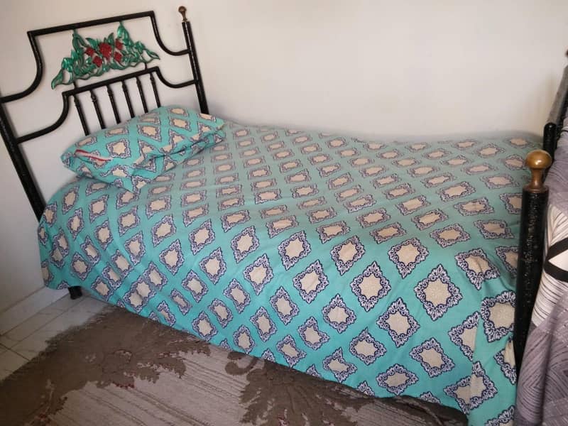 Iron rod Bed 2