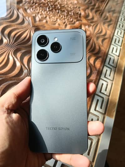 Tecno Spark 40