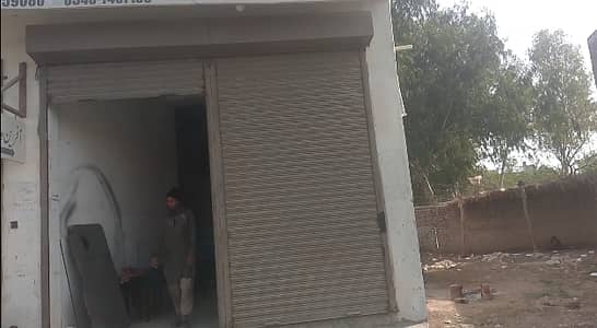 5 Marla office/hall/warehouse on rent located on 50ft carpeted road few steps from New defence road and 200ft LDA City road link Ferozepur road gajjumate Lahore