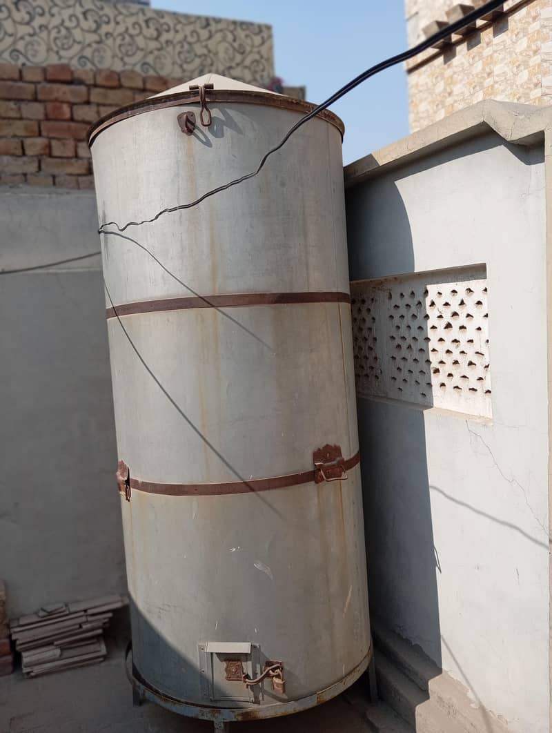 Gandum storage drum 2