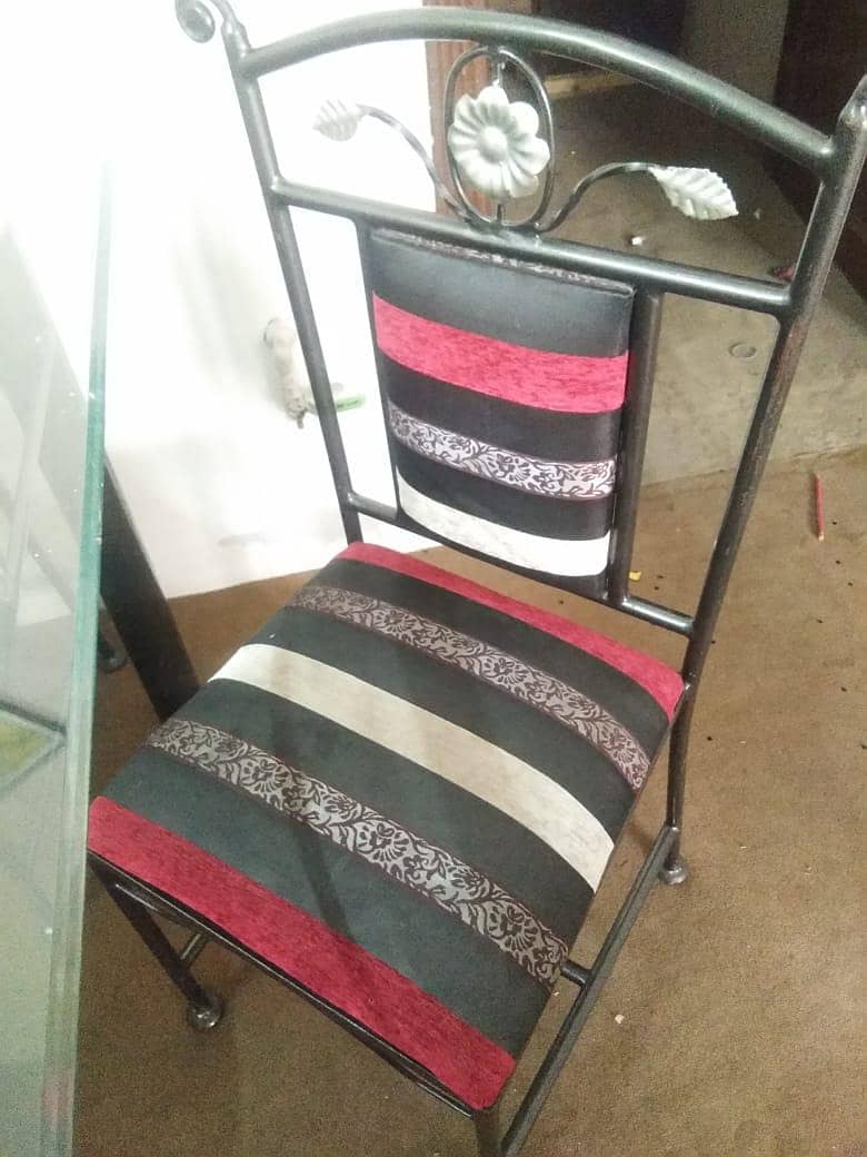 Dining Table With Chairs 0