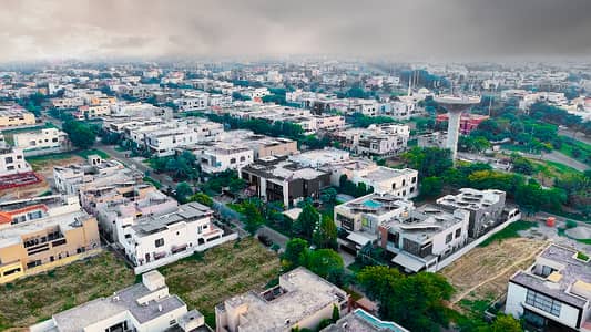 2 Kanal Pair back to Park - near raya Rarely find location