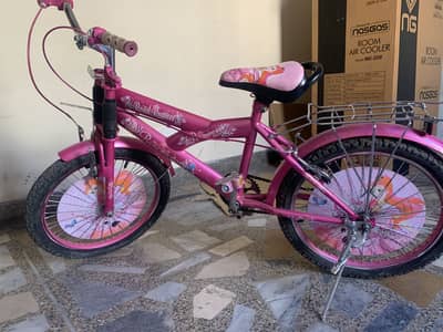 Girls cycle