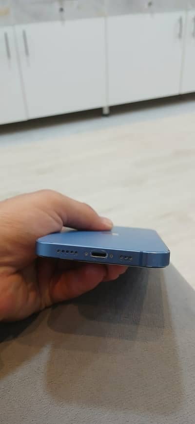 iPhone 13 Blue colour