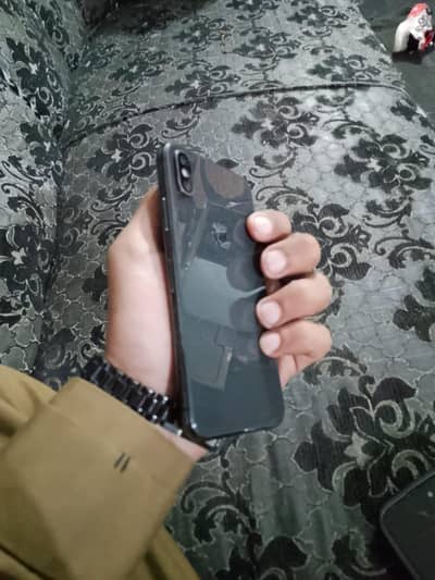 exchange possible IPhones xs 64 GB condition 10/8.5 Non PTA