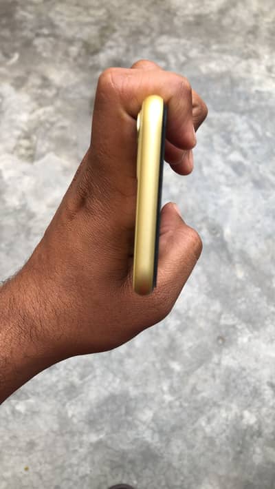 iPhone 11 128gb waterpack 74health