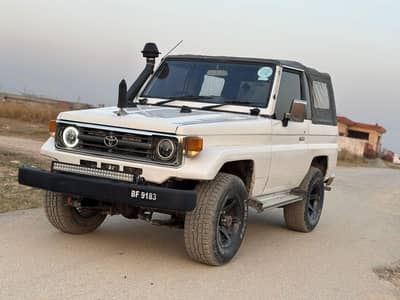 Toyota RKR 1988 auction 2016