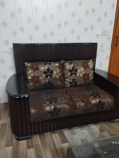 Newly 6 Seater Sofa Set