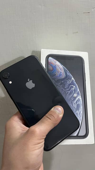 iPhone Xr with box