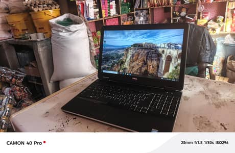 DELL i5 4th generation 8GB RAM 128GB SSD