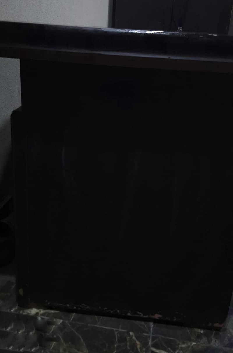 Solid Wood Office Table 2