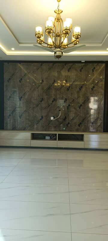 1 KANAL BRAND NEW FIRST ENTRY FULL HOUSE FOR RENT IN KHAYABAN E AMIN