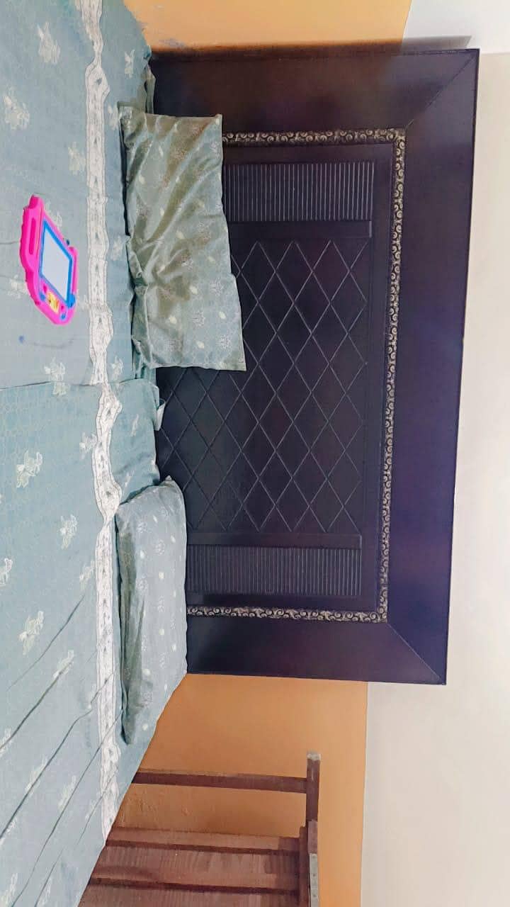 Bed WITH SIDE TABLES 10