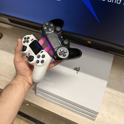 PS4 PRO WHITE 1TB - Jailbreak