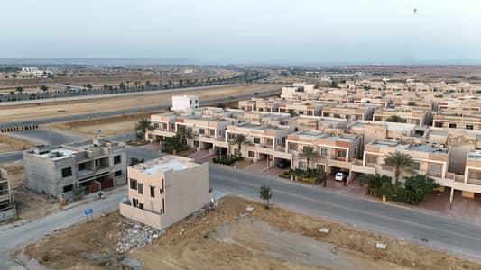 125 Sq Yd Plot For Sale Precinct-27, Bahria Town Karachi Close to London Bridge on Main Jinnah Avenue | All Amenities Nearby: Mosque, General Store, Parks & Fuel Station | 10 Min Drive from Main Gate.