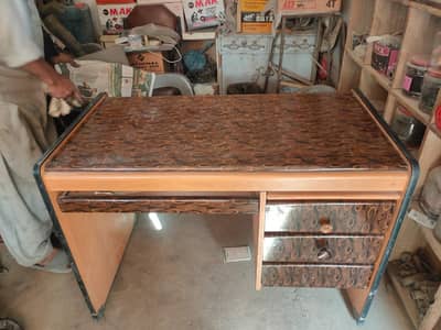 office Table - Computer table for sale