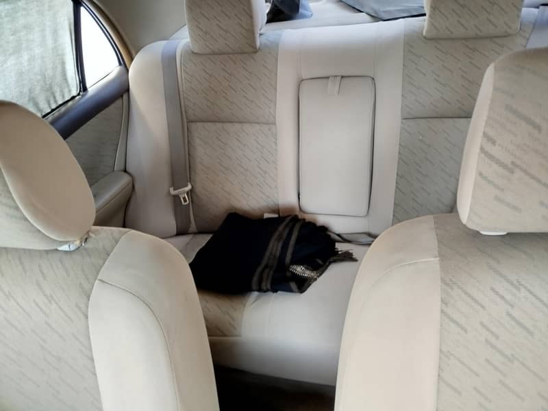 Corolla Altis Automatic 8