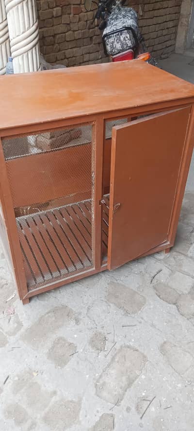 Heavy Duty Pet Cage | Mazboot Lakri aur Lohay ki Jali | 2.8 Feet
