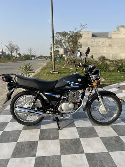 Suzuki gs150 2024 is up for sale