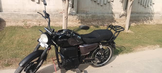 Vlektra Velocity 180